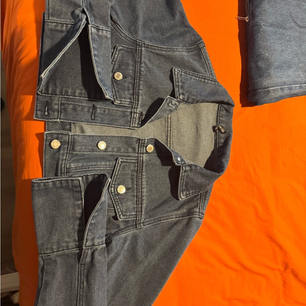 MID BLUE WASH DEBIM CROPPED JACKET